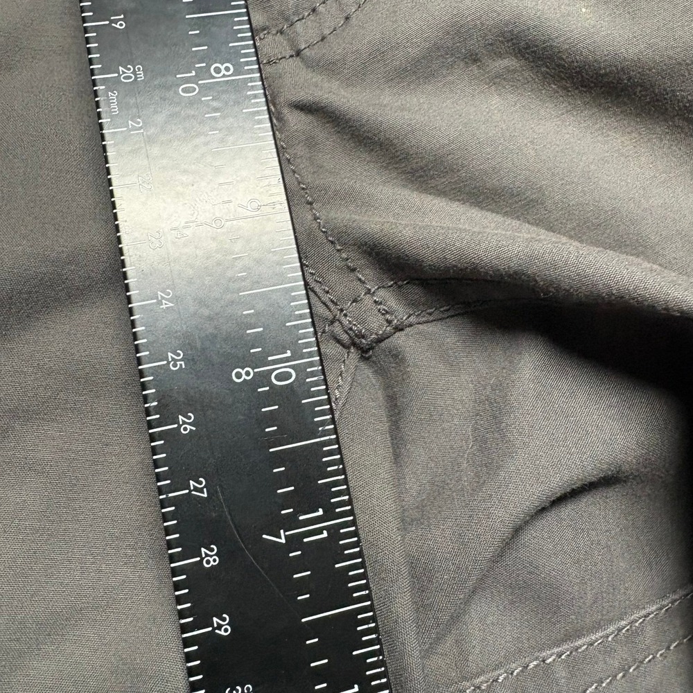 Cabela's Cargo Shorts 32 Grey Classic Fit Stretch Cotton Utility Hiking M25ST106 - Picture 7 of 8